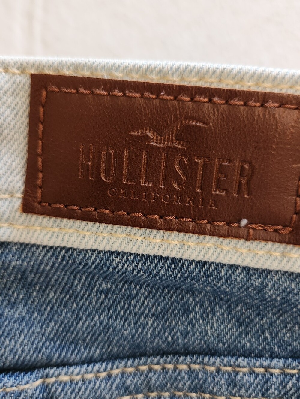 Hollister Ultra High Rise Patchwork Blue & White Jean Shorts Button Fly Size 11 - Picture 9 of 9